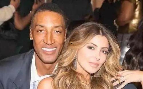 黑人干亚洲女,黑人男性与亚洲女性之间的情感纠葛